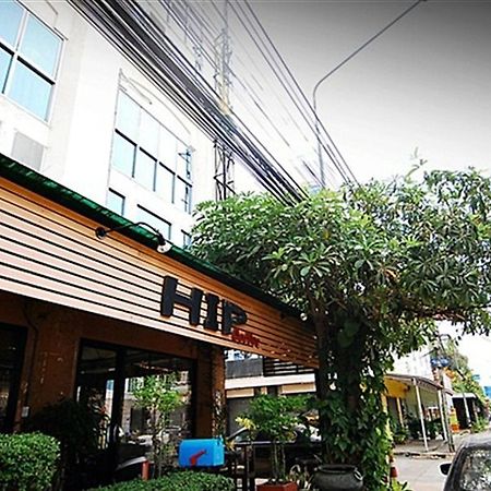 Hip Inn Coffee Phitsanulok Dış mekan fotoğraf