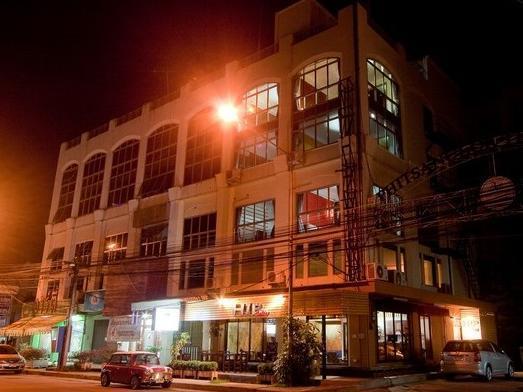 Hip Inn Coffee Phitsanulok Dış mekan fotoğraf