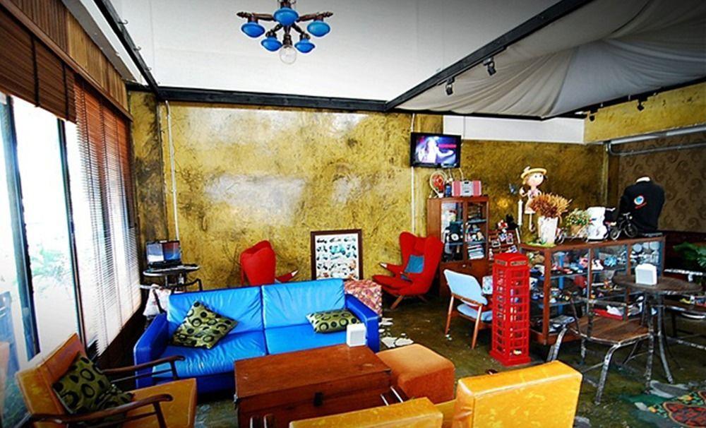 Hip Inn Coffee Phitsanulok Dış mekan fotoğraf