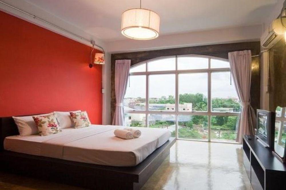 Hip Inn Coffee Phitsanulok Dış mekan fotoğraf