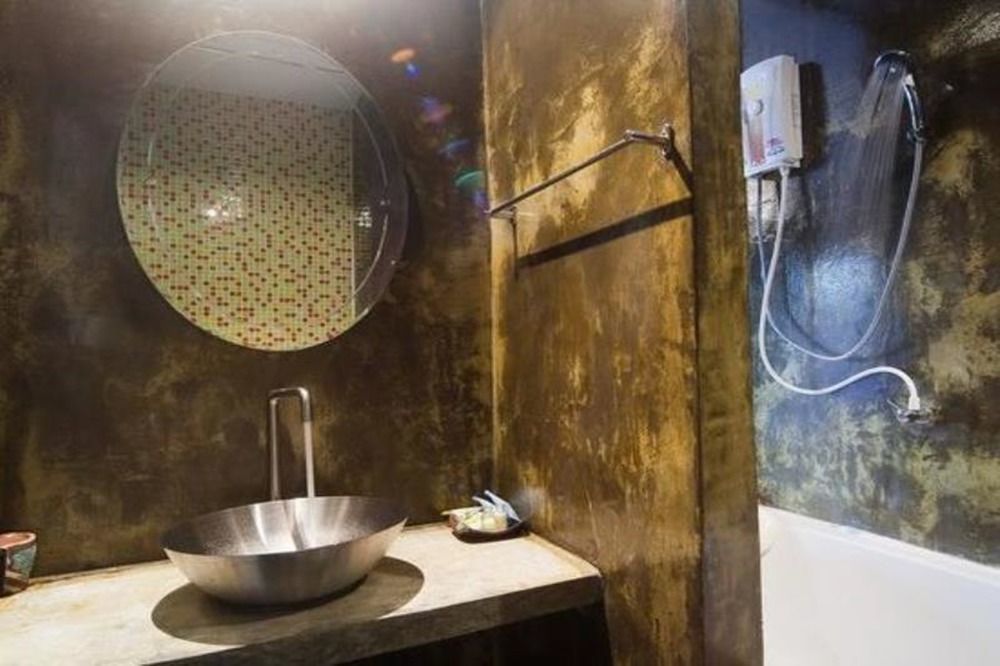 Hip Inn Coffee Phitsanulok Dış mekan fotoğraf